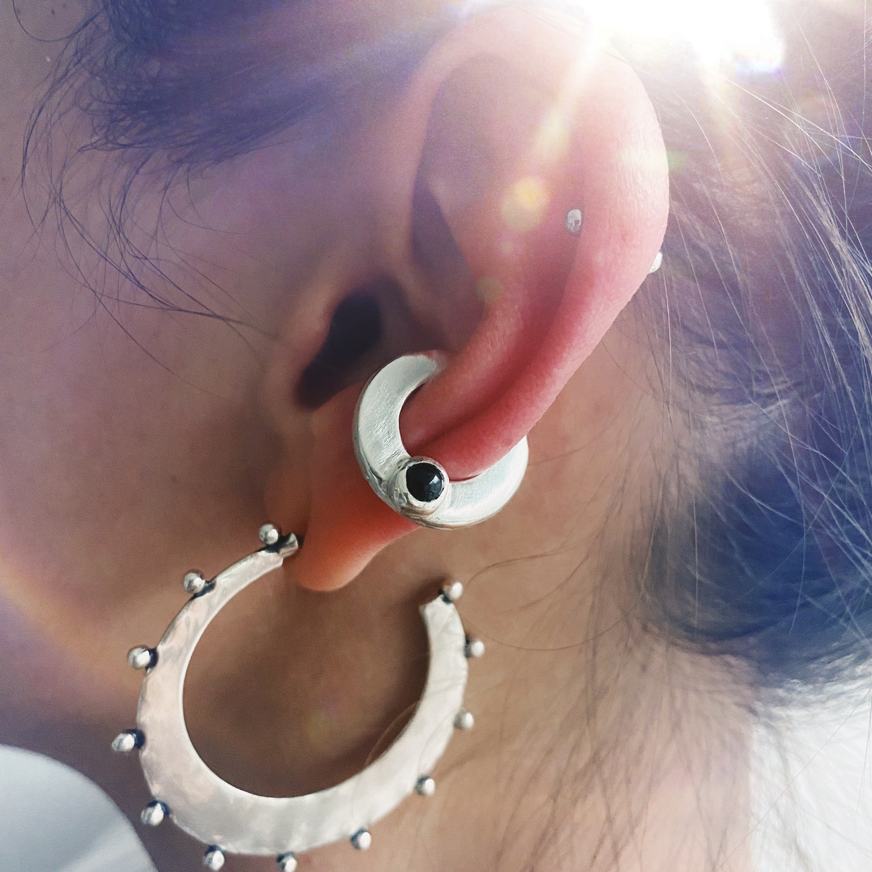 Ear Cuff Ciclon + Onix